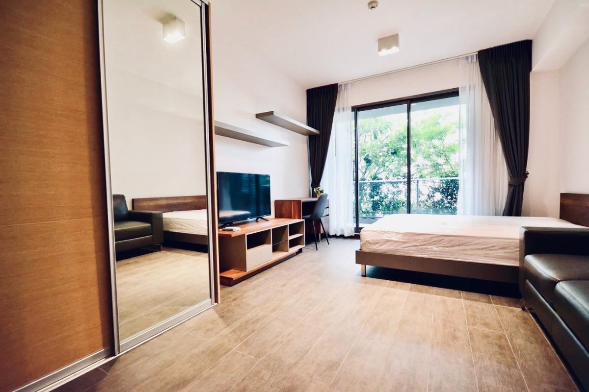 🔥ให้เช่าด่วน 🔥 คอนโด The Lofts Ekkamai ชั้น 7 ห้องขนาด 33 ตร.ม. ห้องใหญ่ วิวสวนสวย ติดรถไฟฟ้าBTSเอกมัย