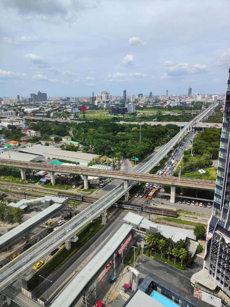 🔥ให้เช่าด่วน🔥คอนโด  Lumpini Place Srinakarin - Huamak Station แบบ 1 ห้องนอน ขนาด 27 ตร.ม. ชั้น 24 อาคารA วิวสวย ทำเลดี ใกล้MRTหัวหมาก(สีเหลือง)